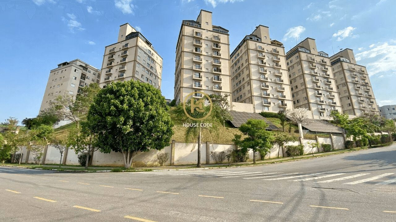 APARTAMENTO À VENDA