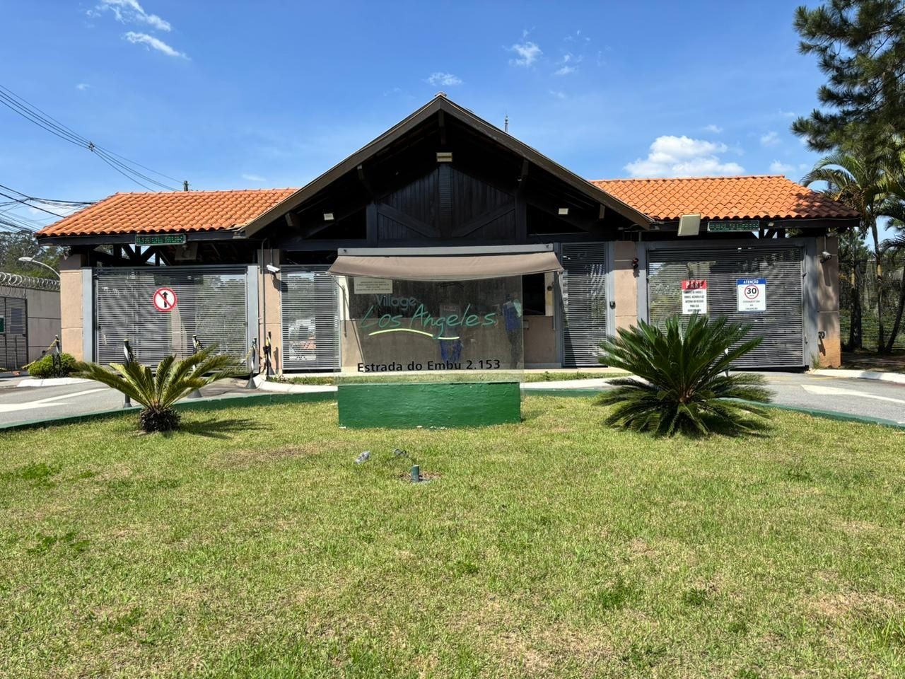 IMÓVEIS À VENDA