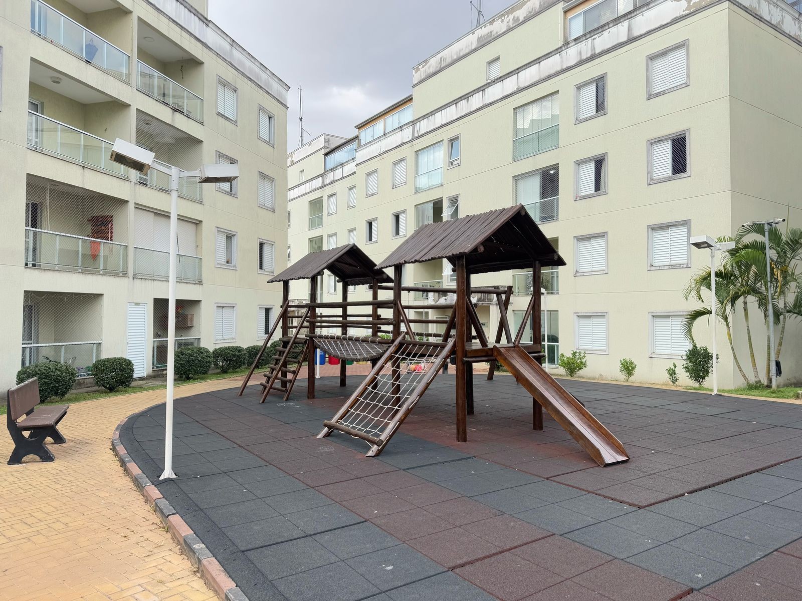 APARTAMENTOS À VENDA