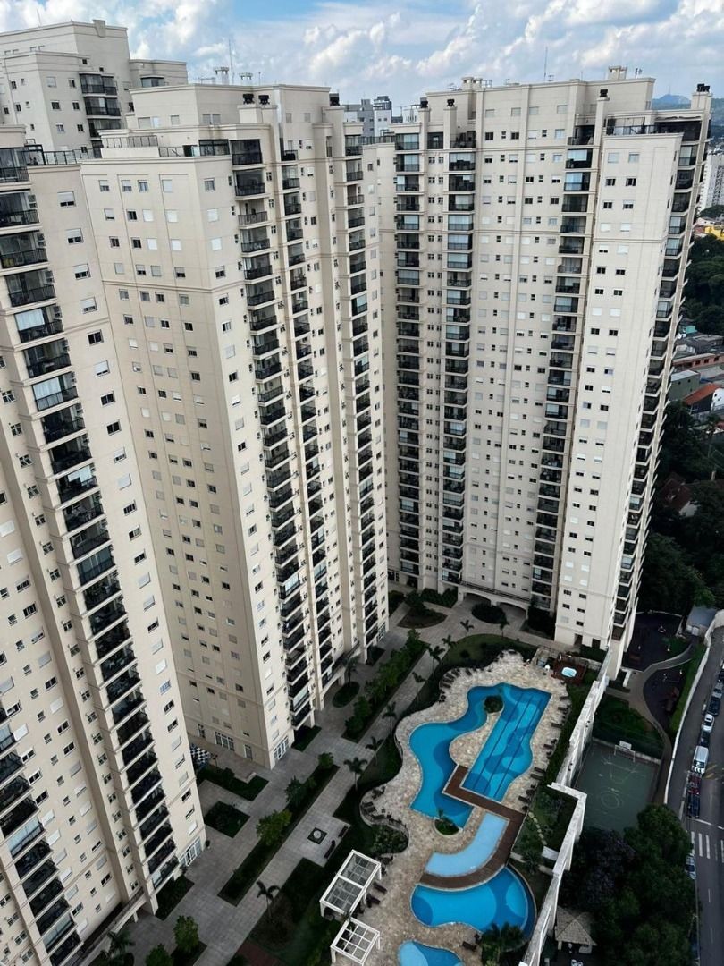 APARTAMENTO À VENDA
